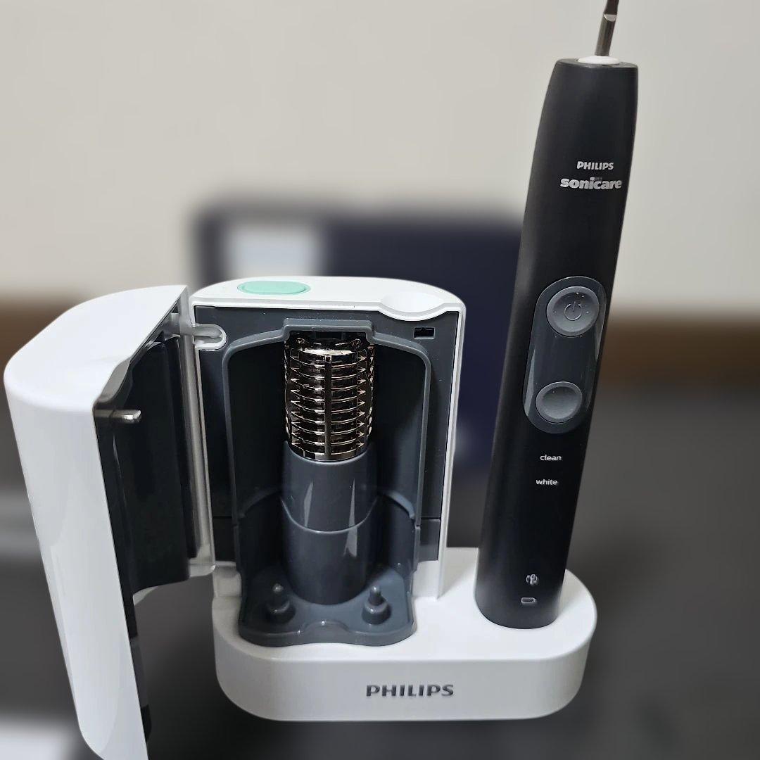 PHILIPS ソニッケアー 電動歯ブラシ■充電機能付き紫外線除菌器