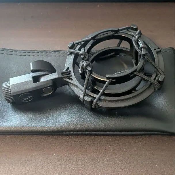 Audio-Technica AT2035 (ケーブル等付属)