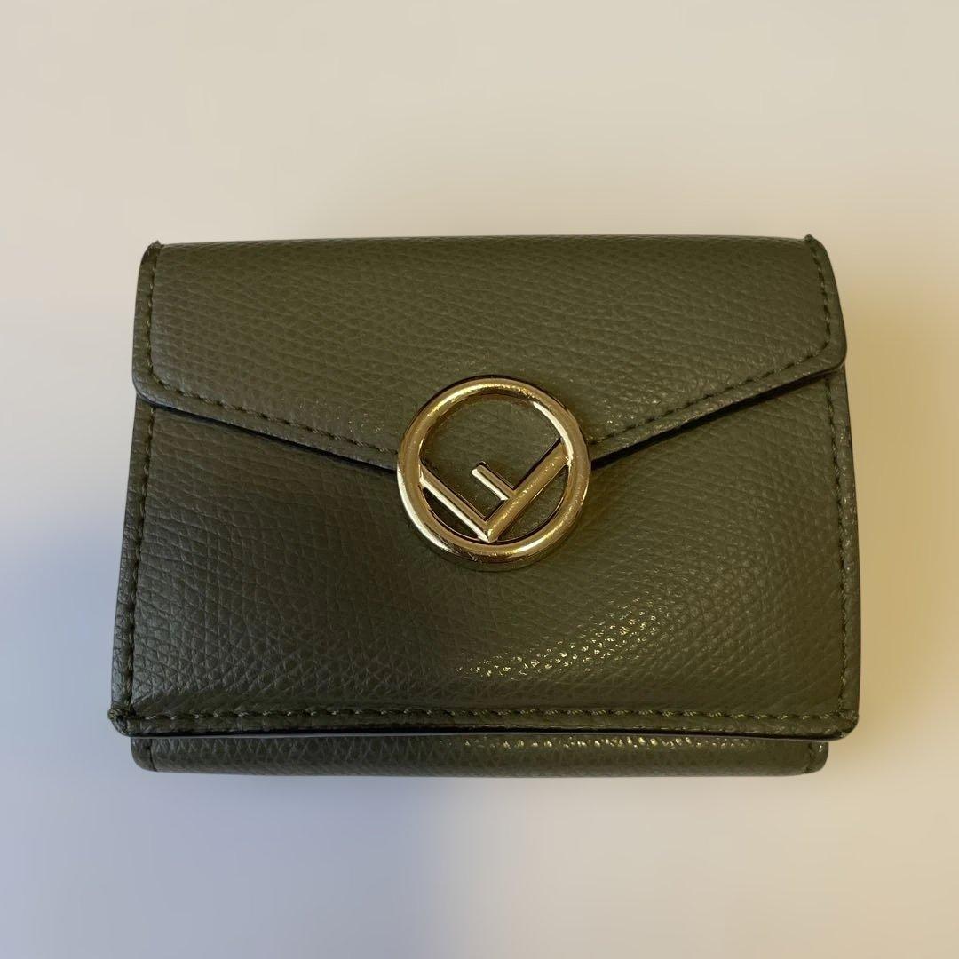 FENDI フェンディ　三つ折り財布　8M0395