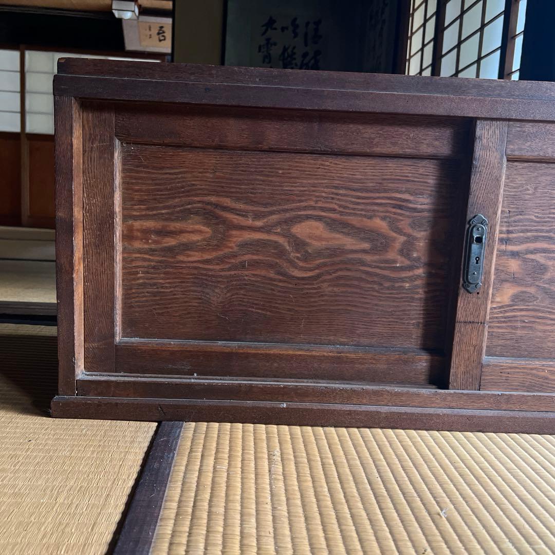 アンティーク　チェスト　物入れ　タンス