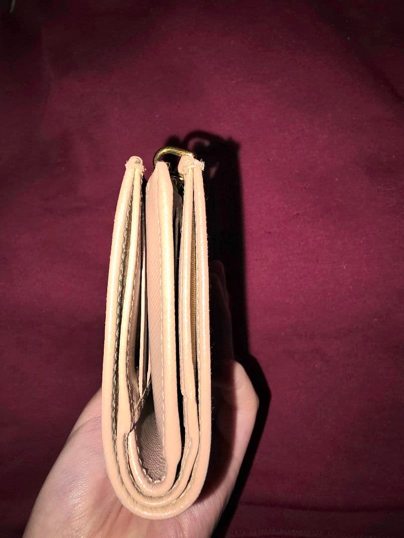 【限定値下げ】PRADA ベージュ 三つ折り財布 トライアングルロゴ