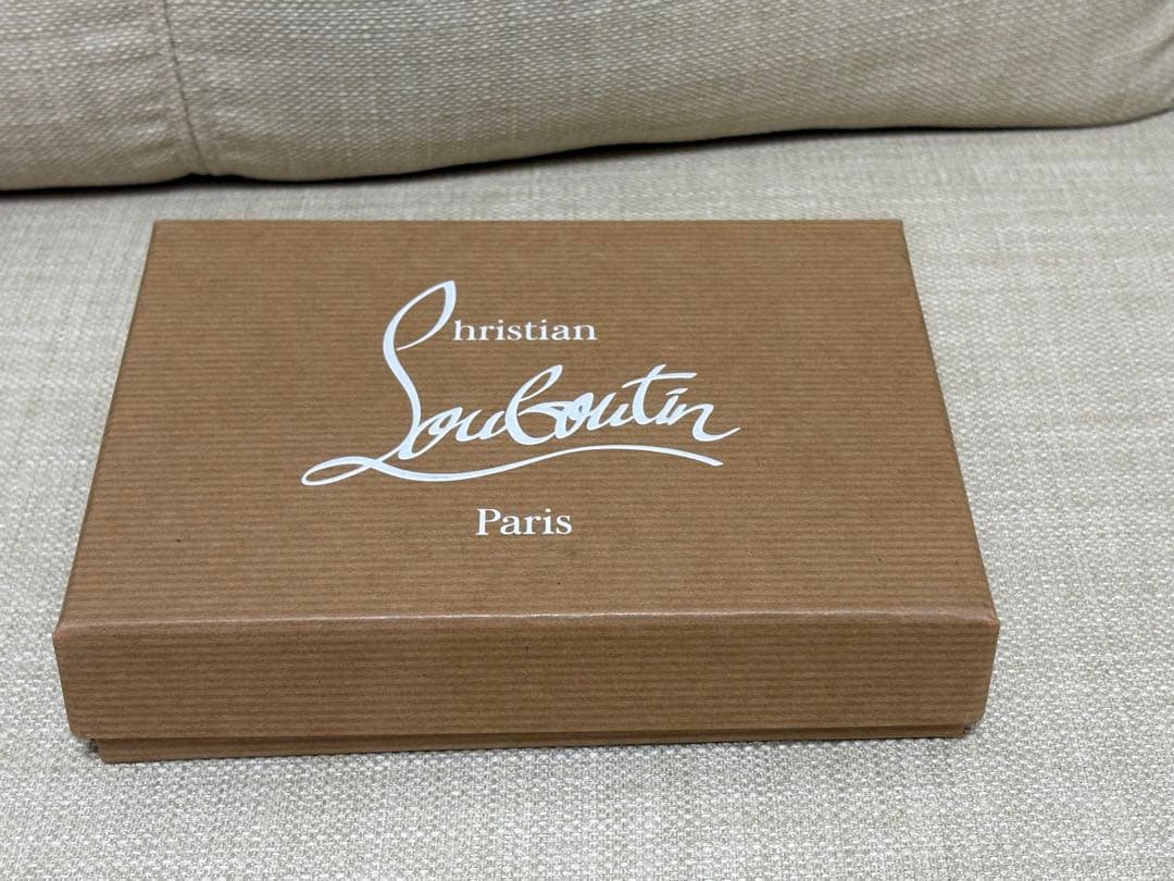 Christian Louboutin スタッズケース ミニ財布