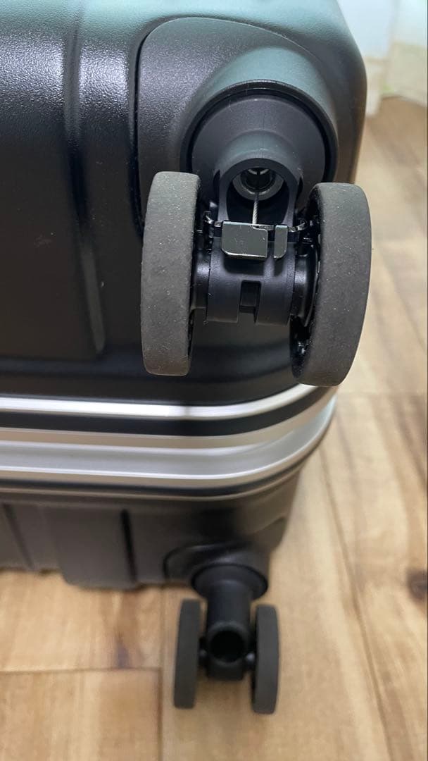 BERMAS HERITAGEⅡ 88Lキャリーケース