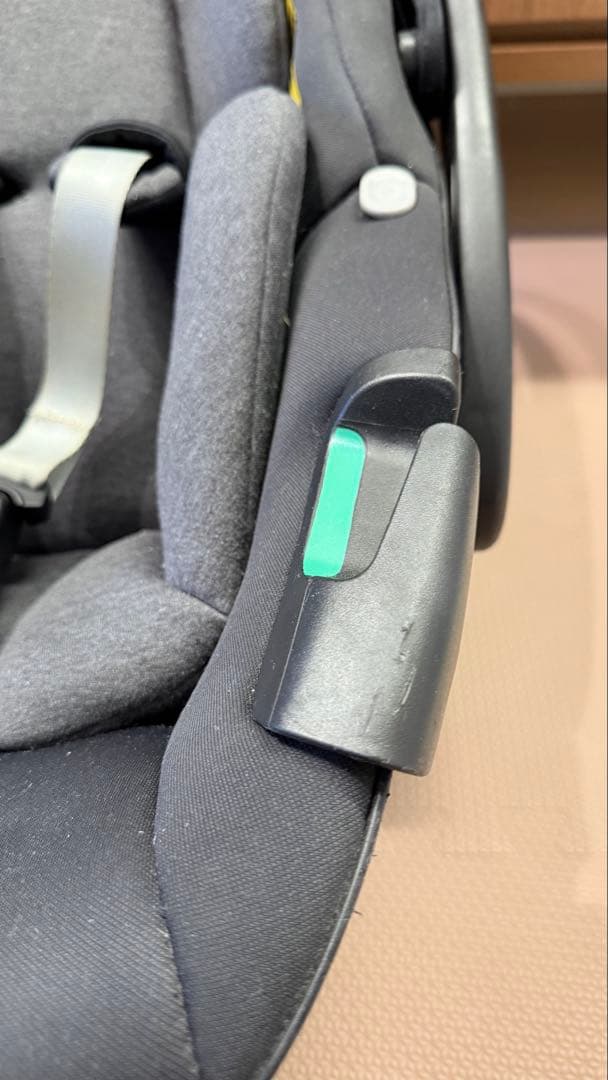 MAXI-COSI チャイルドシートpebble 360