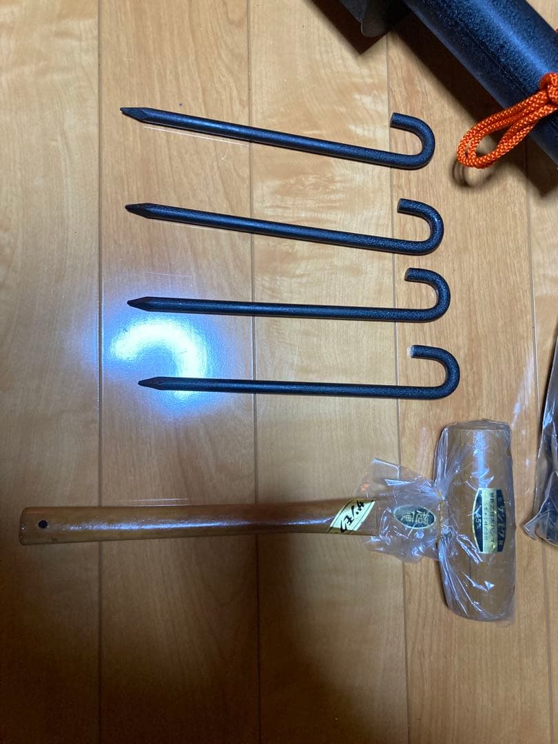 茶道具 立礼用品　野点　傘立て 鉄製 4本くい釘付