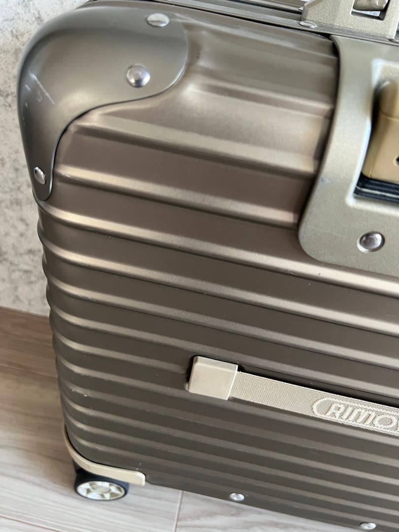 TAMO RIMOWA リモワ トパーズ チタニウム ビジネストロリー4輪