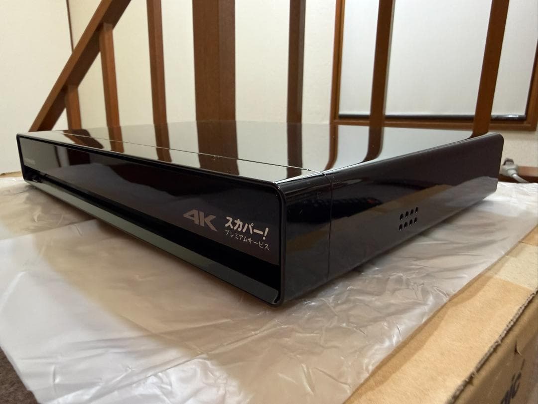 【未使用】スカパープレミアムサービスチューナー TZ-WR4KP