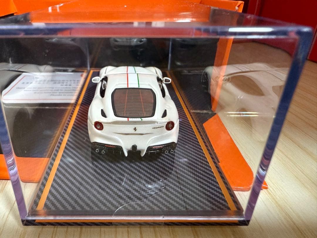 【美品】U2 Models 458 Resin 1/64 ミニカー