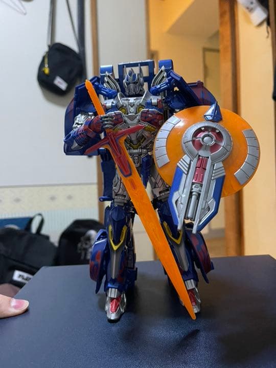 TRANSFORMERS アーマーナイトオプティマスプライム