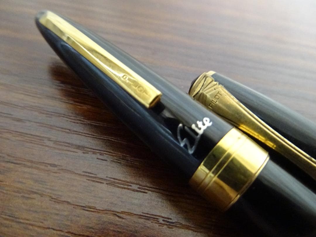 M*i様 静002 PILOT 万年筆 2本 ペン先 14K 18K