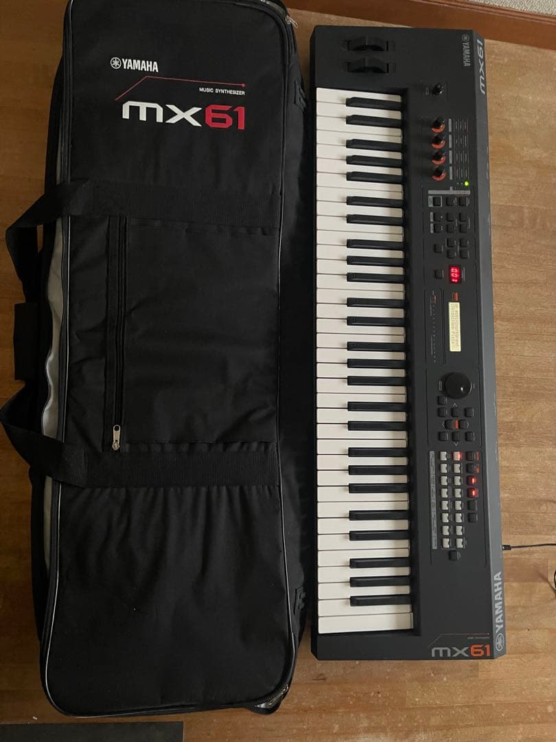 YAMAHA MX61 美品　専用ケース付　動作良好