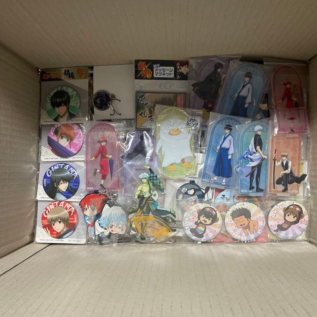 銀魂 グッズ アニメグッズ 缶バッジ 限定品200点以上