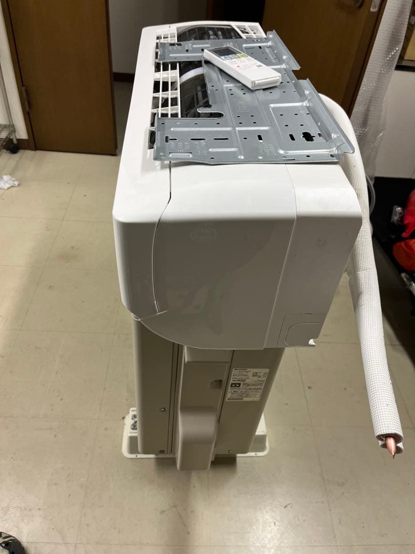 エアコン　シャープ 2023年製 形名 AY-R22F-W