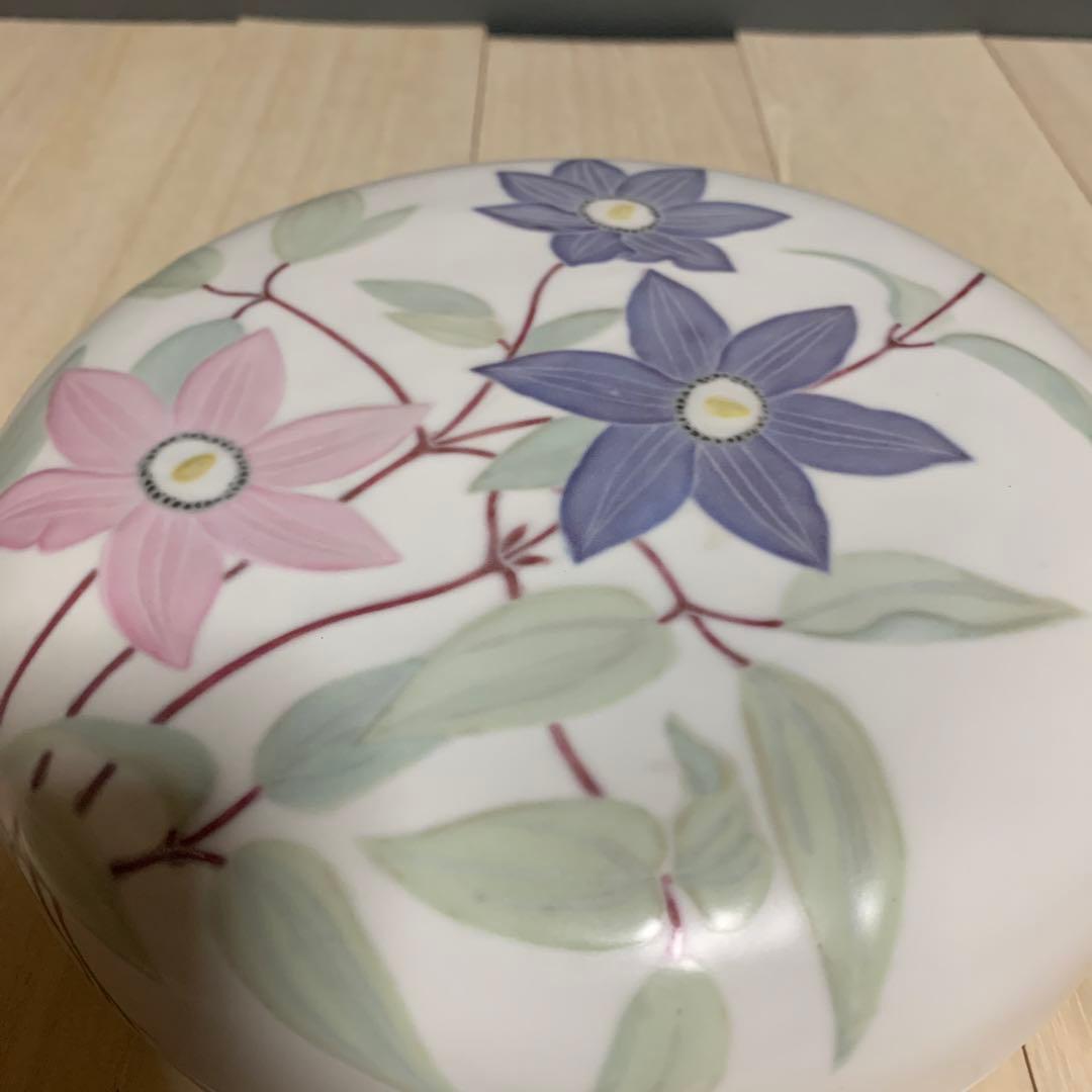 筒井廣明　葆光彩磁鉄仙文　蓋物　共箱