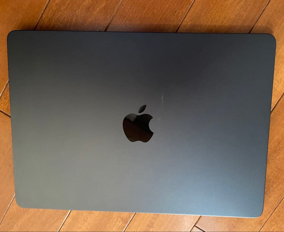 Apple MacBook Air 13.3インチ M2 16GB/256GB