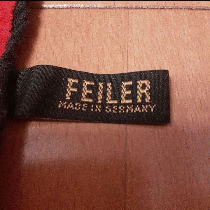 FEILER 花柄刺繍 バスタオル 赤青黄 Made in Germany