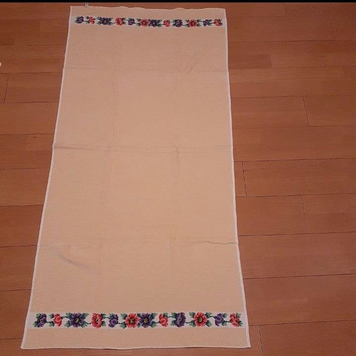 FEILER 花柄刺繍 バスタオル 赤青黄 Made in Germany
