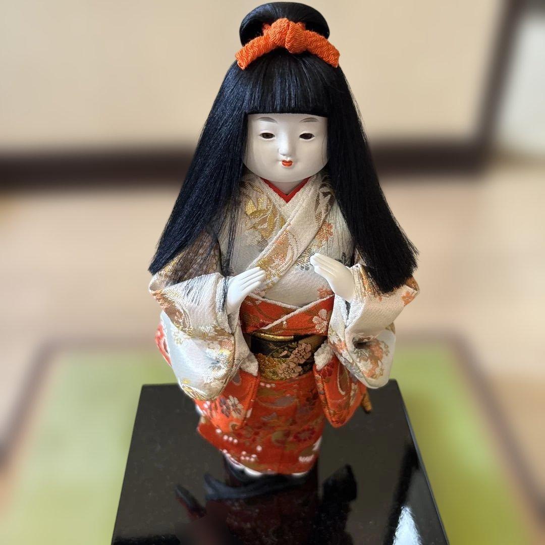 【大橋弌峰】 伝統的な日本人形 赤い着物 ガラスケース付き