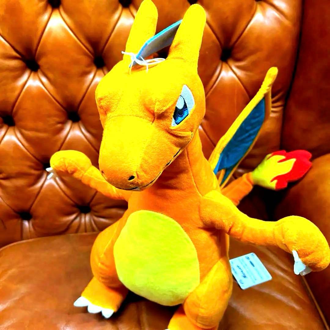 ポケモン　めちゃでかリザードン ぬいぐるみ 特大　オレンジ