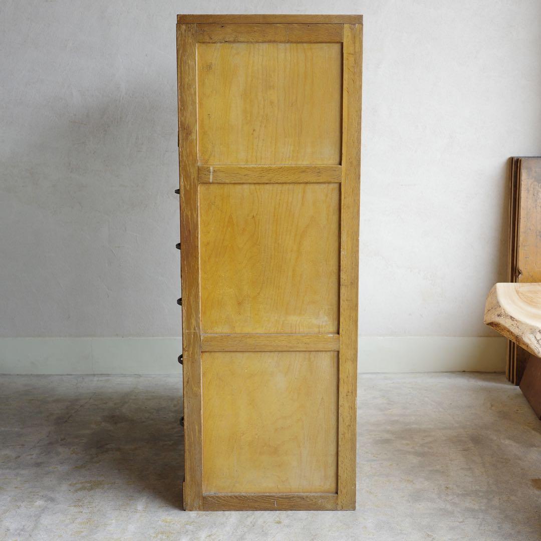 和モダンな箪笥　レトロ　ジャパンビンテージ