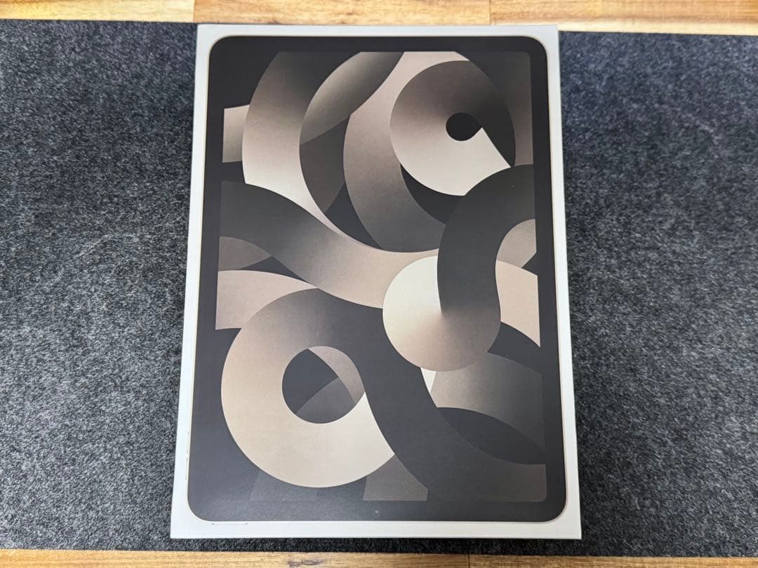 Apple iPad Air 第5世代 256g Wi-Fiモデル スターライト