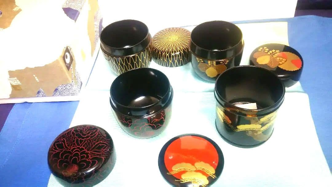 中棗三つと寸切一つの四つ、網目中棗を含む。