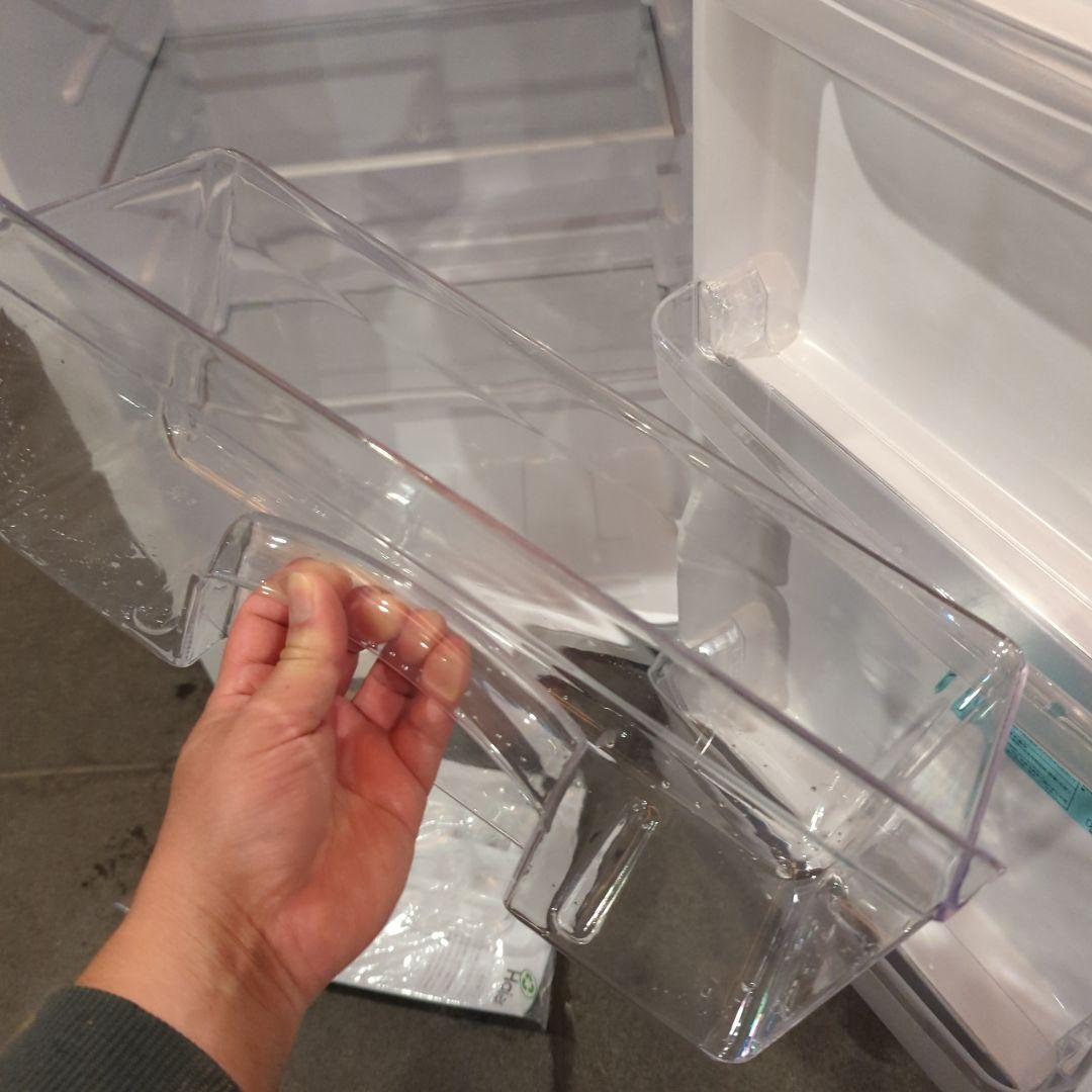 Rurudo☆2021年製！(東京23区のみ送料と設置無料！)冷蔵庫