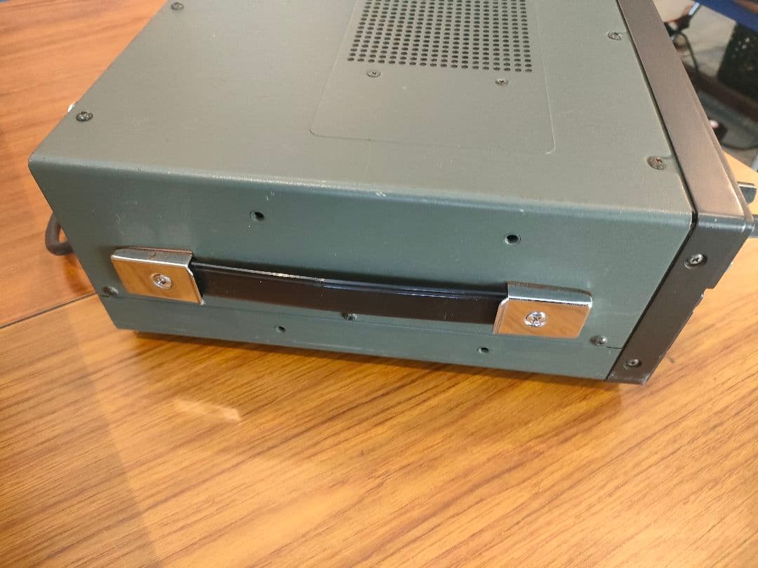 Icom IC-R7000 受信機