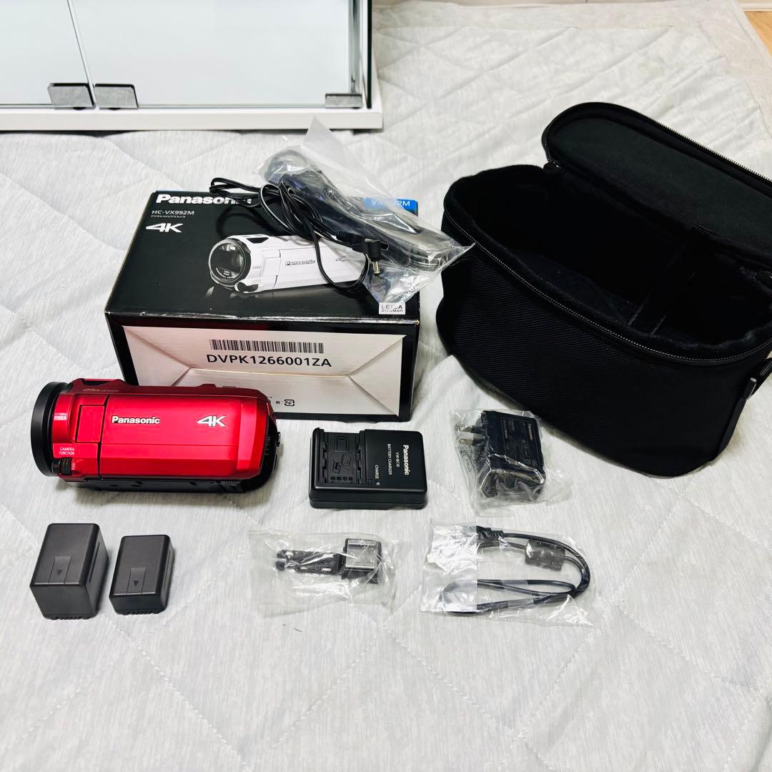 Panasonic 4K ビデオカメラ レッド　HC-VX992M