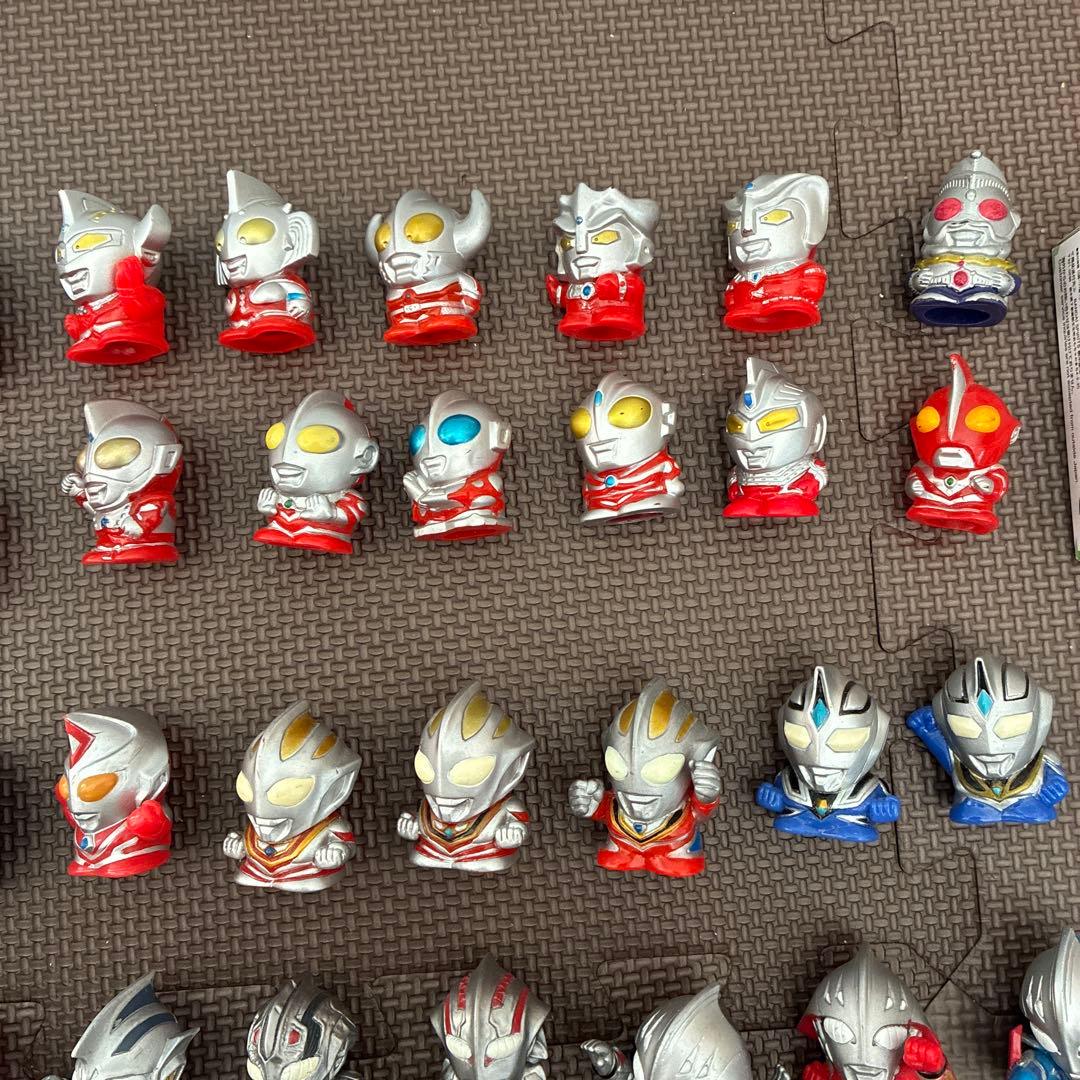 ウルトラマン指人形セット多数