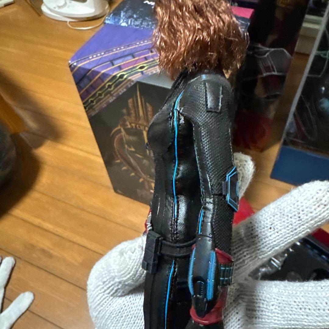 ブラックウィドウ ホットトイズ
