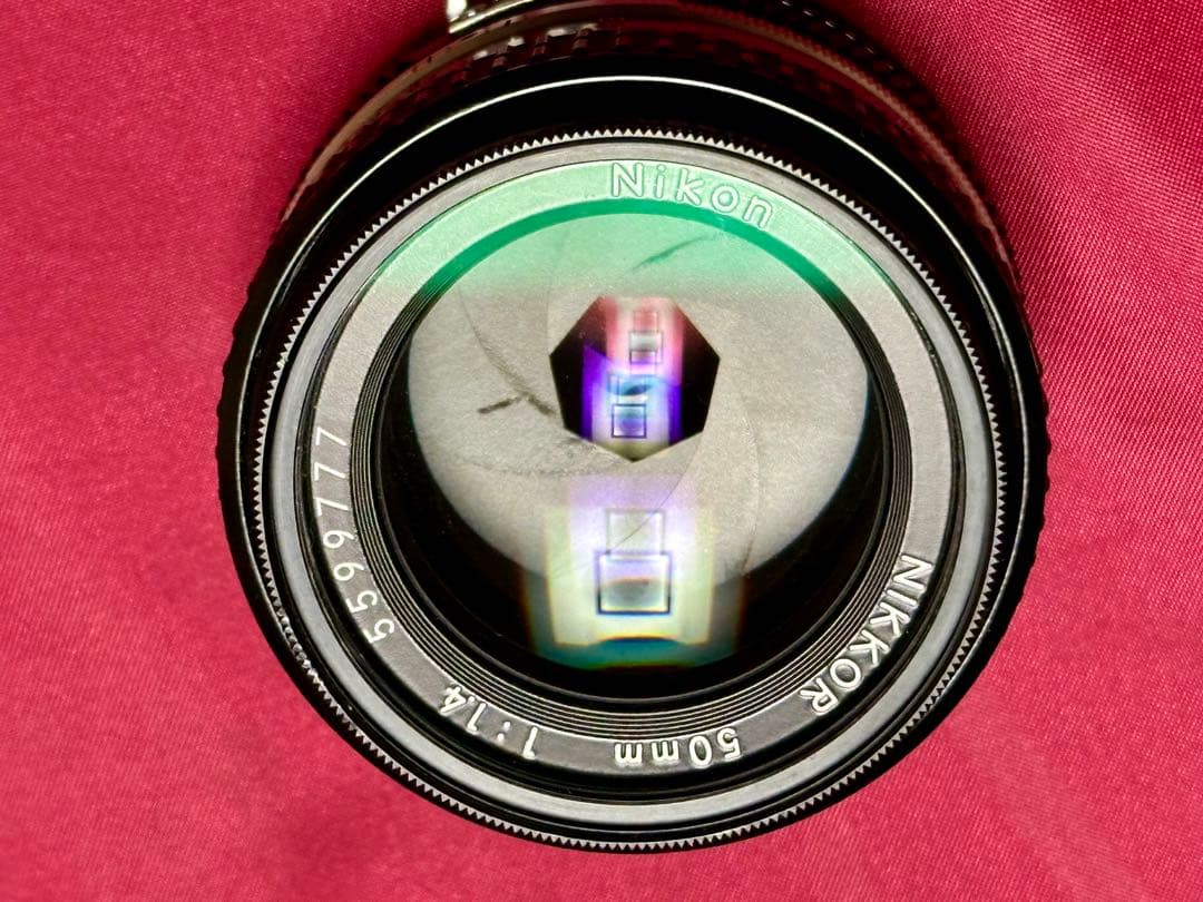 Nikon FE2 ブラック　フィルム一眼レフカメラ