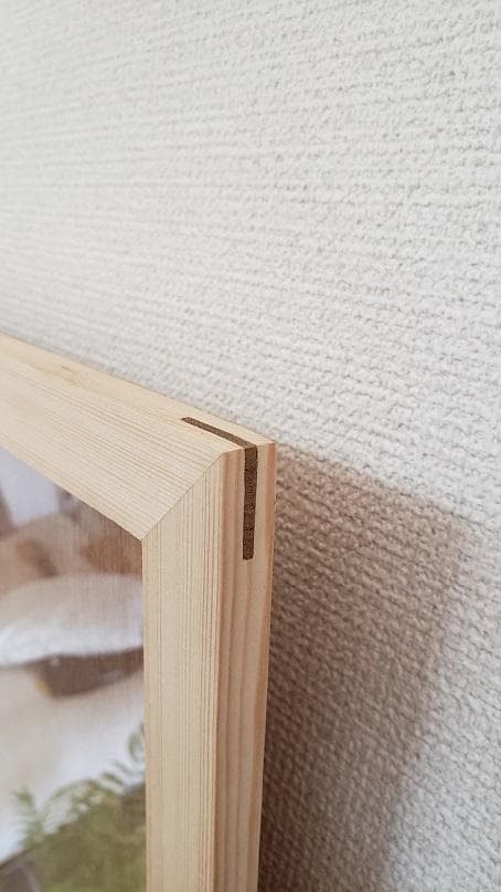 黒猫　ポスターをお飾りいただく額