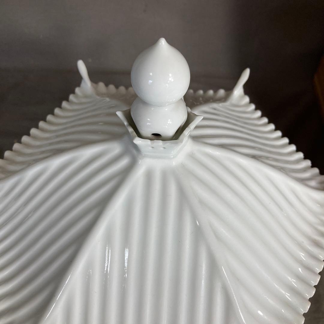 【杉原一壷】白磁彫刻の伝統　日本の名窯　杉原一壷作　白磁彫刻夢殿　照明灯置物