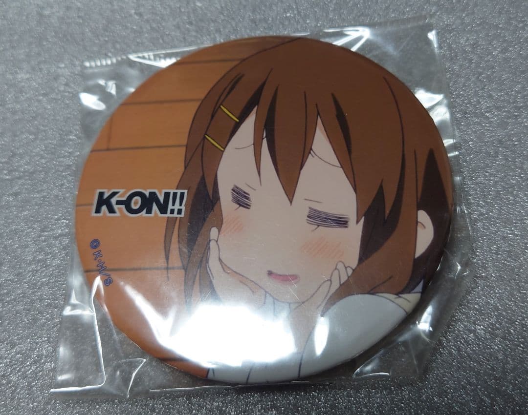 悠纱萌菟 けいおん! ①唯ちゃん限定デカバッチ ①律ちゃん限定デカバッチ