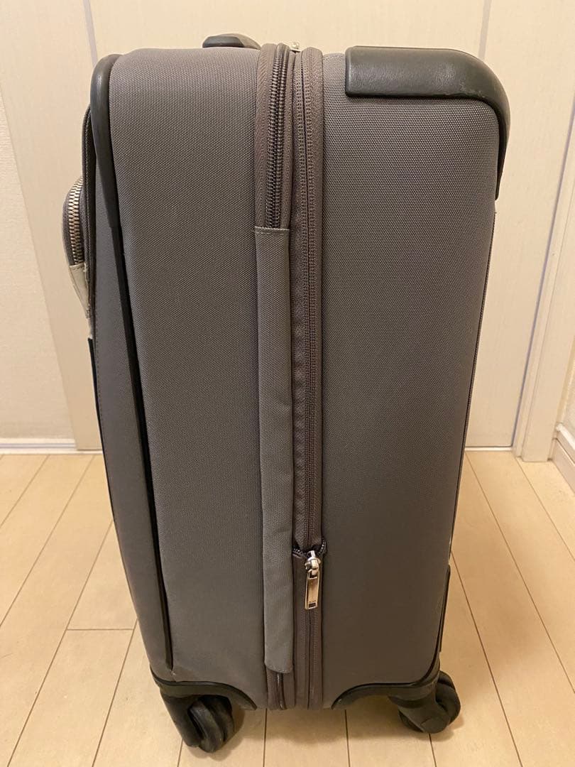 TUMI トゥミ　【希少】　LARKIN 4wheel スーツケース