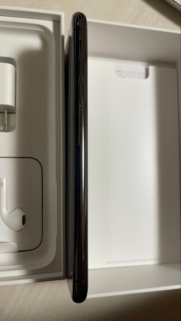 Apple iPhone XS MAX 256GB スペースグレー