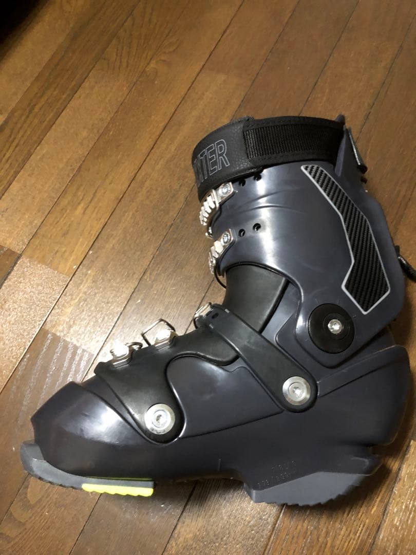 UPZ RC12 スノーボードブーツ ブラックソール長279/299