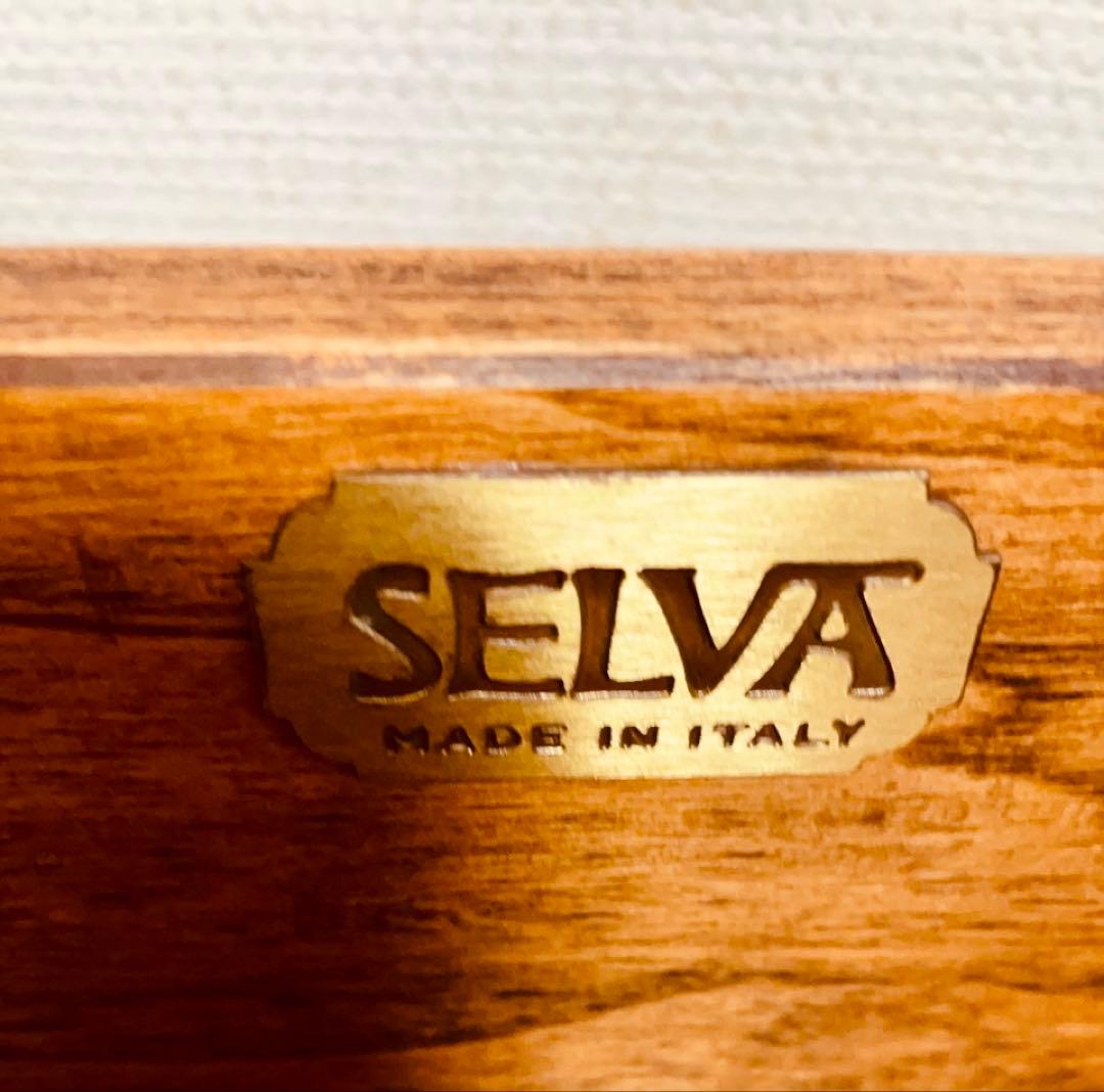 Mayitaです。デスク