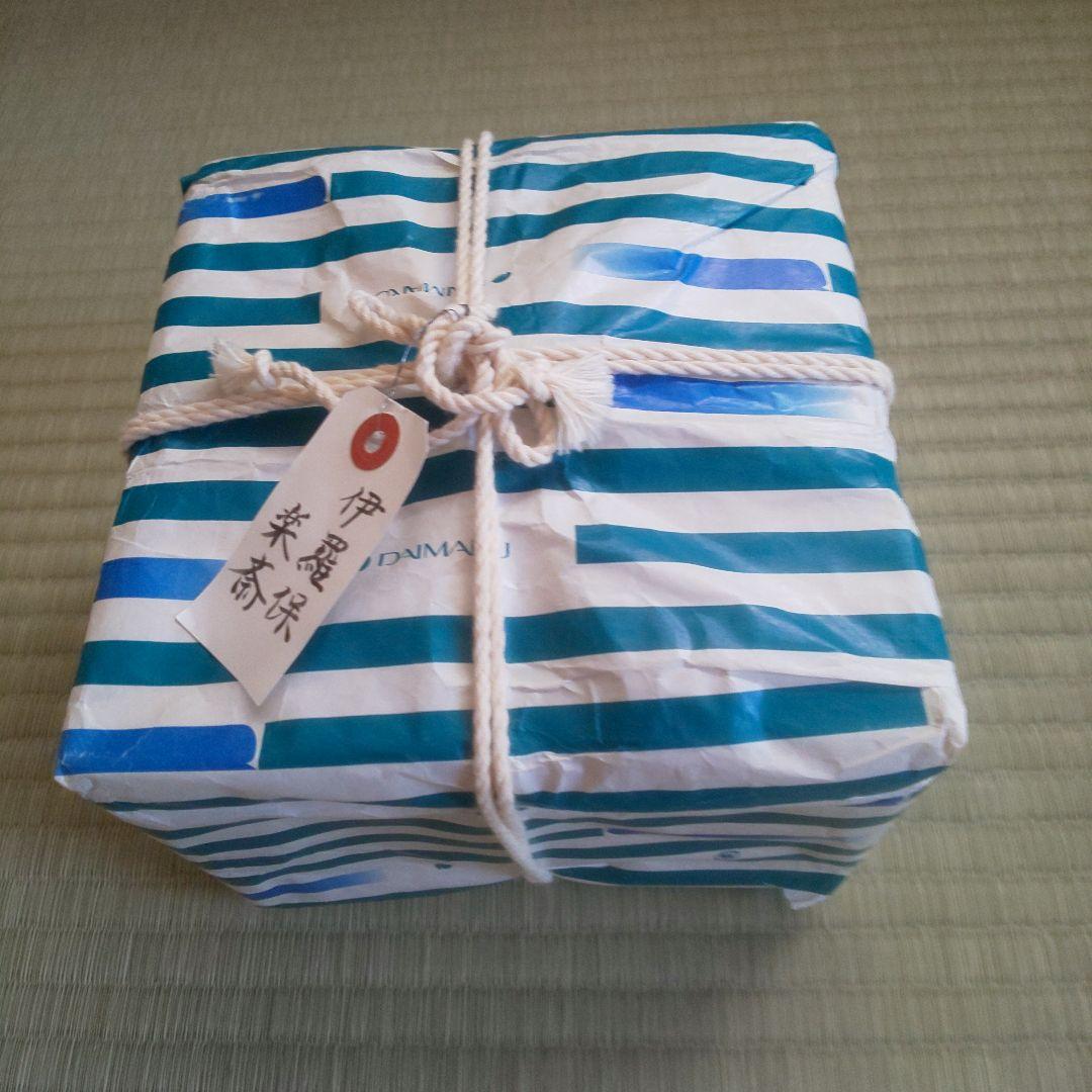 A 254 伊羅保茶碗 楽斎造