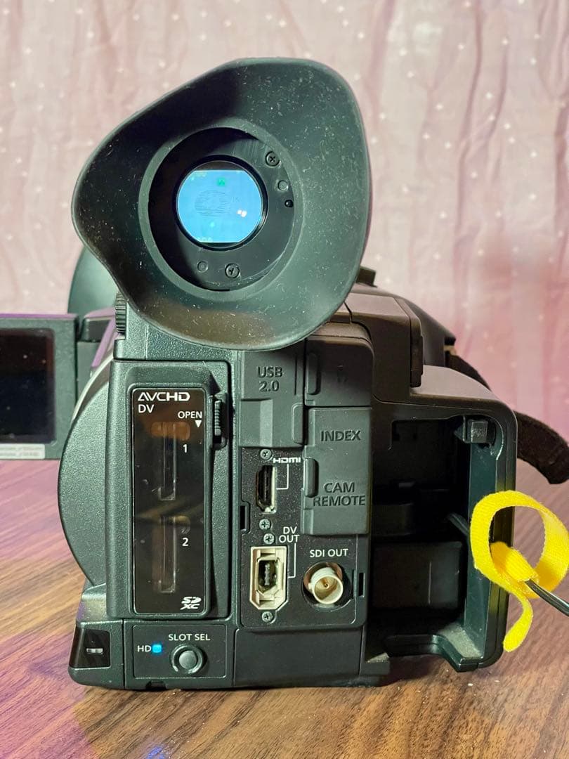 訳ありPanasonic AG-AC160 業務用カメラ バッテリーACアダブタ