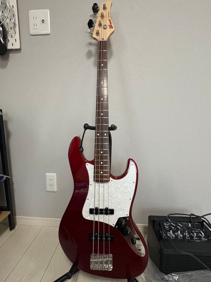 赤　grecoエレキベース　アコギ　未使用