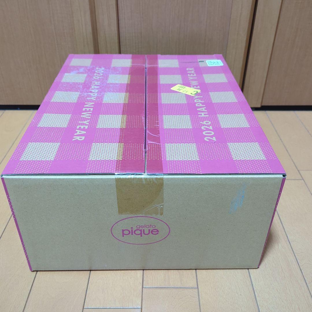 GELATO PIQUE 2026年新年チェックボックス