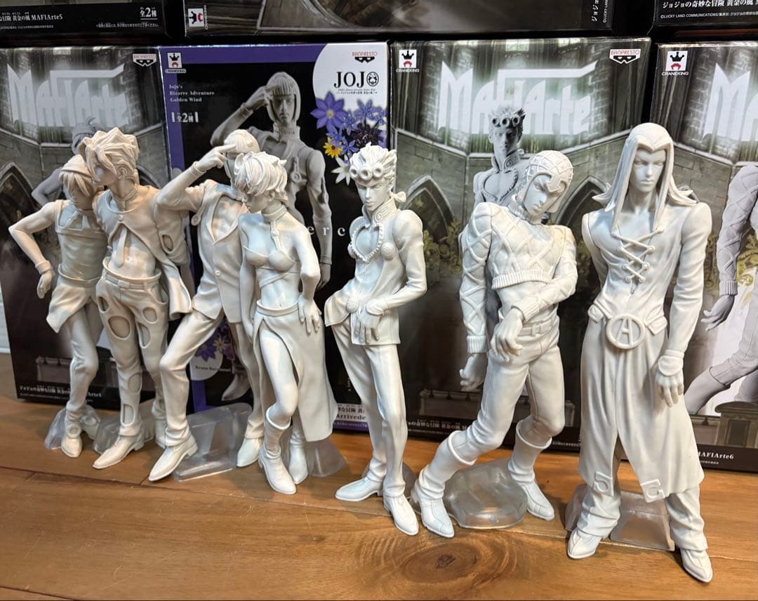 ジョジョの奇妙な冒険 石膏カラー フィギュア11体＋おまけ1体 計12体セット