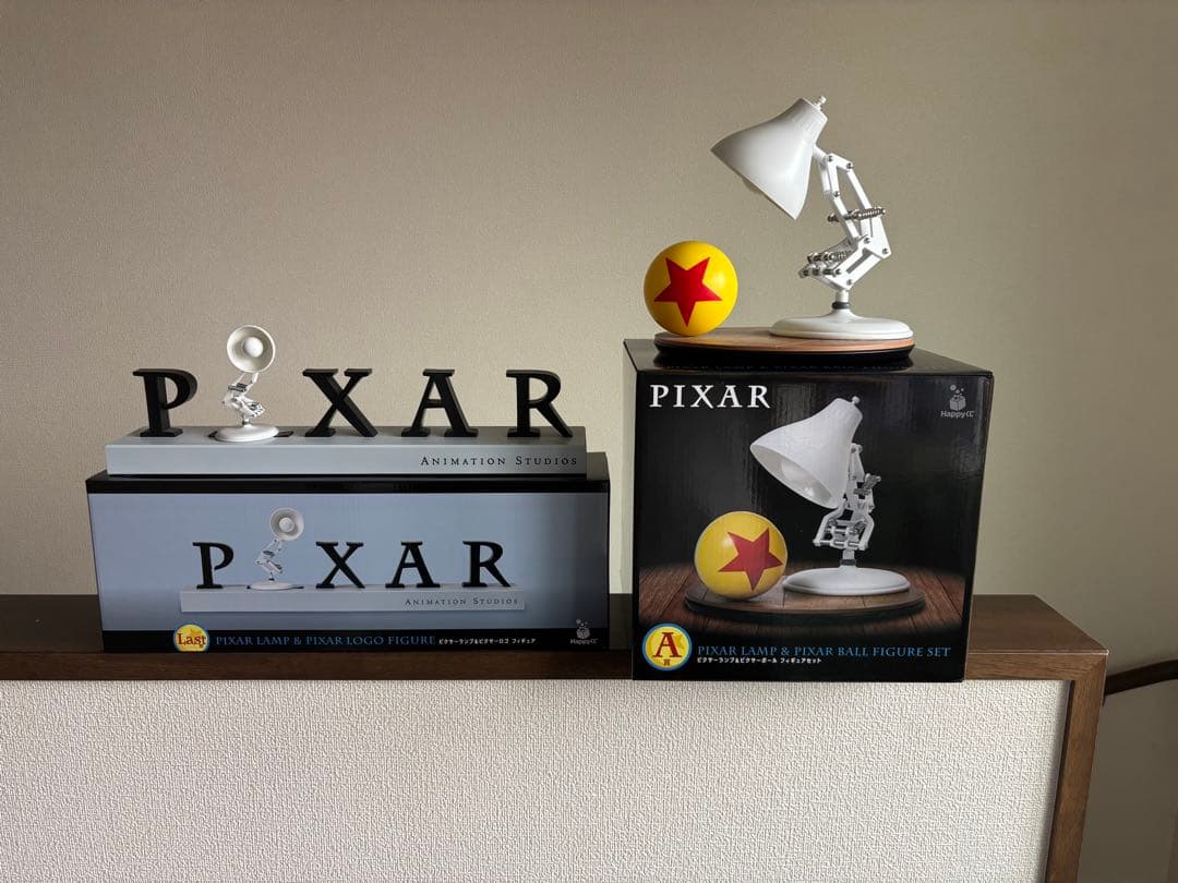 PIXAR ロゴ&ランプ＆ボールフィギュアセット