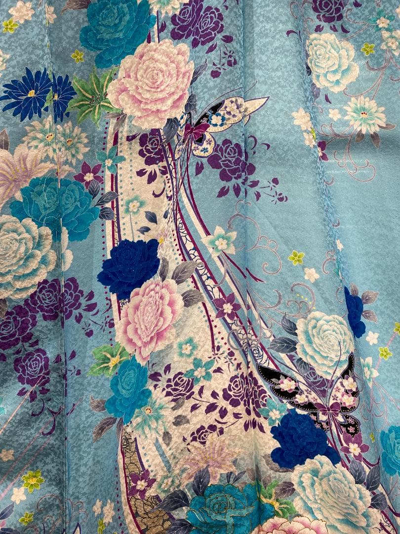 新春セール12日迄特別価格！ 新品 新柄　仮絵羽未仕立て　金彩　振袖　リメイク