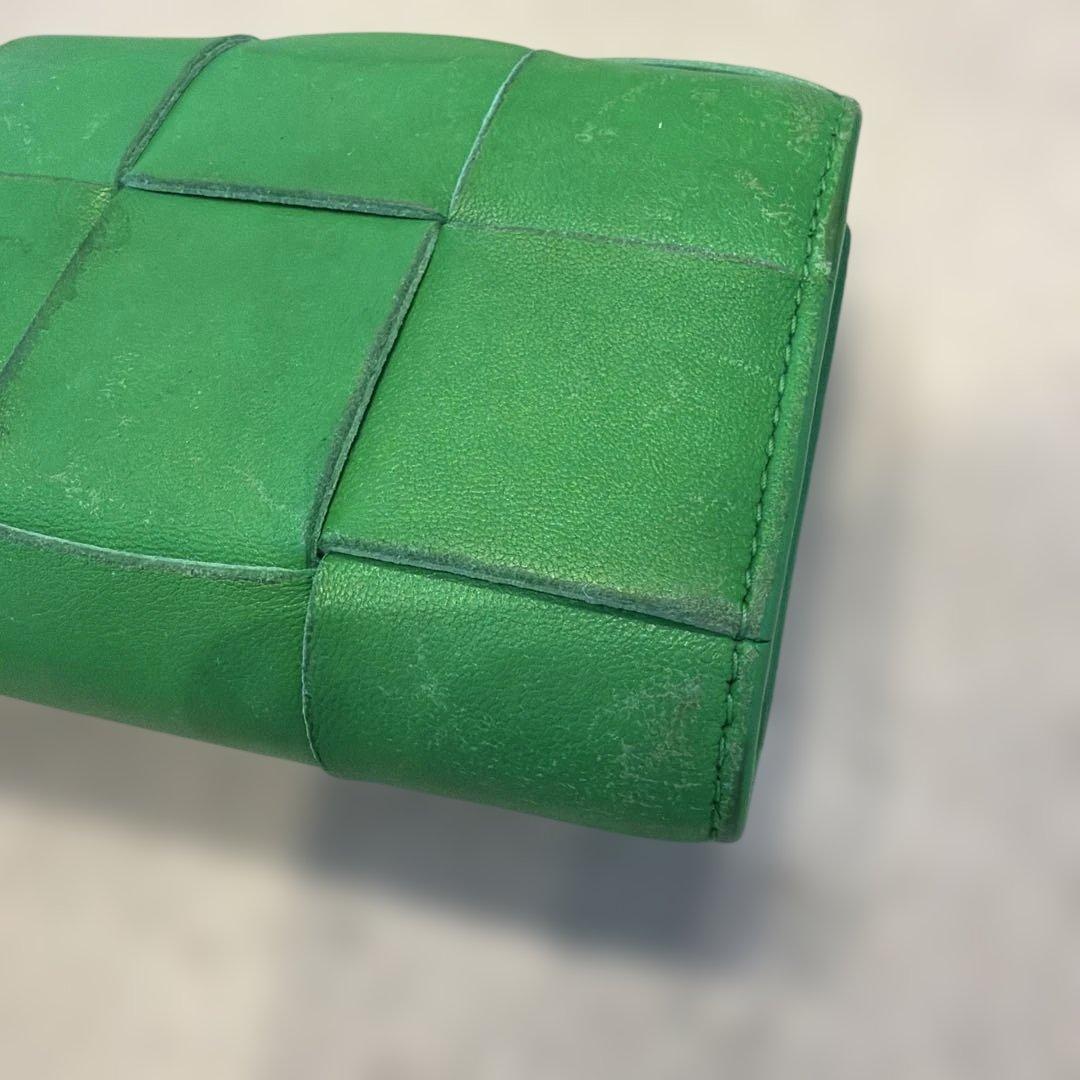 ボッテガヴェネタ グリーン 三つ折り財布