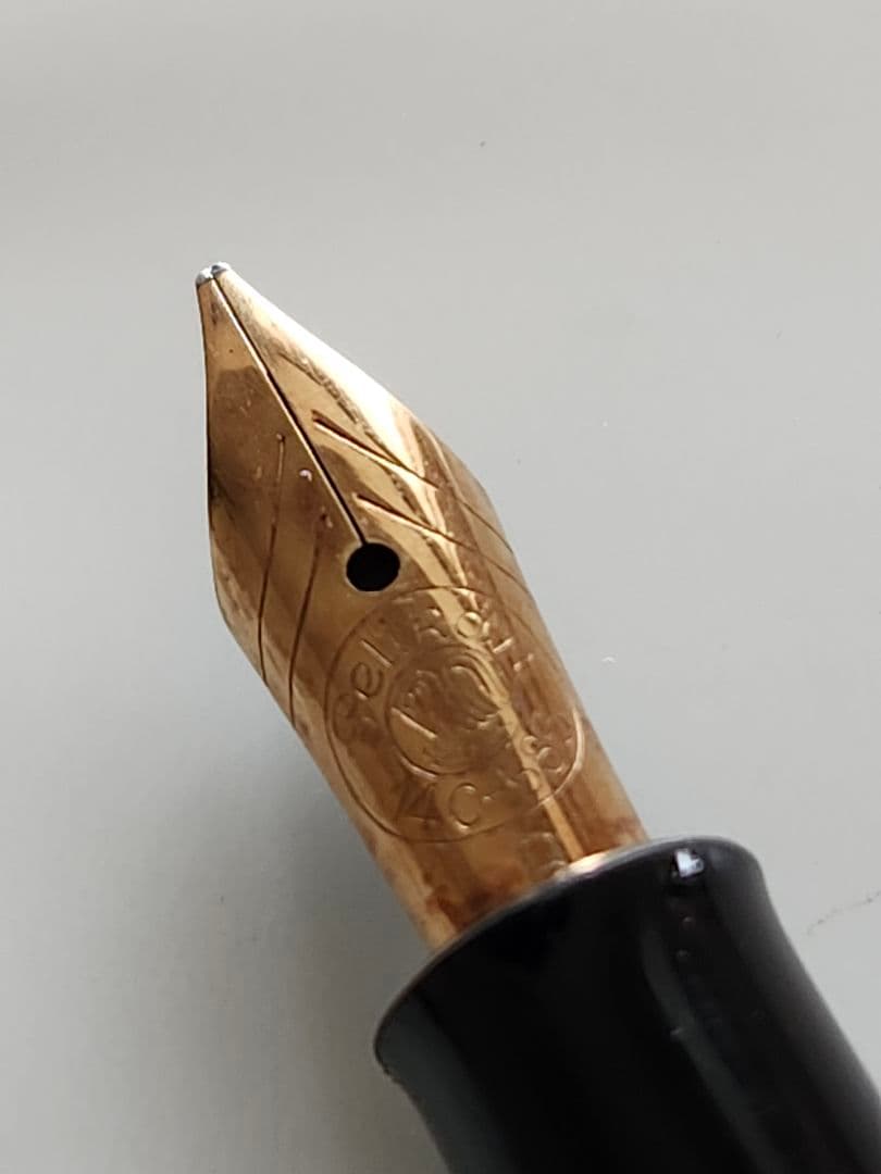 '50s'60sペリカン400NN ブラック/グリーンストライプ 万年筆 14金