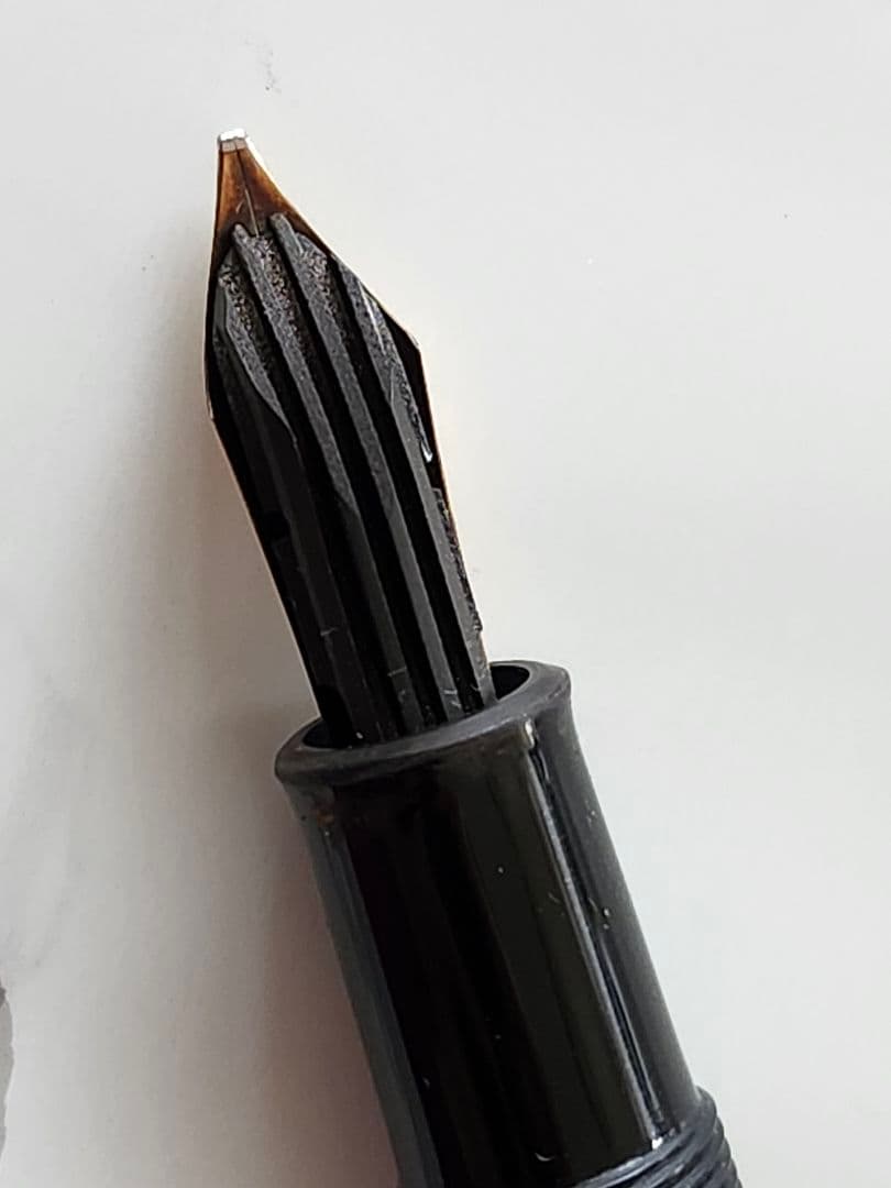 '50s'60sペリカン400NN ブラック/グリーンストライプ 万年筆 14金