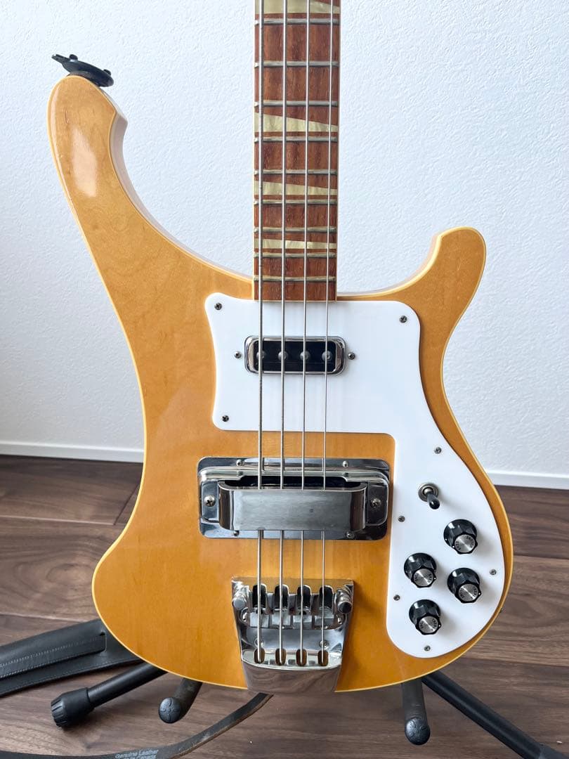 Rickenbacker 4003 MG Maplegloリッケンバッカー